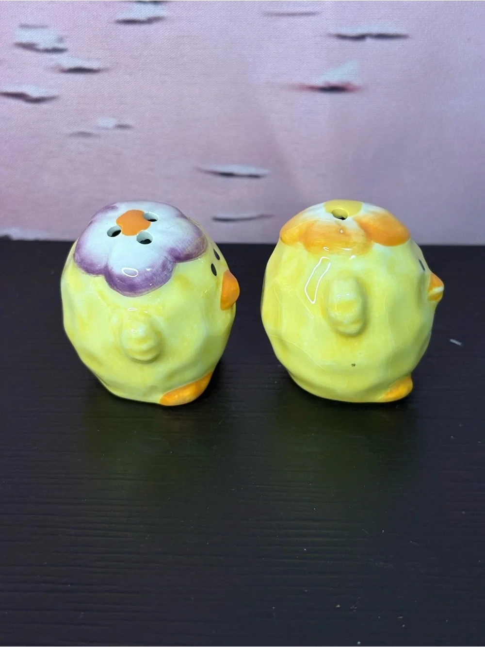 Novelty Chic Salt and Pepper shakers. Easter. Preowned.